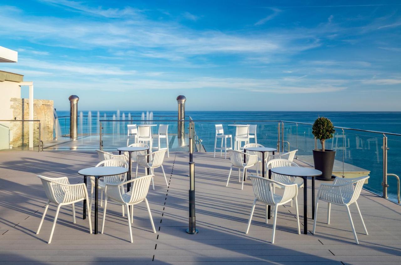 Arenas Hotel 4*